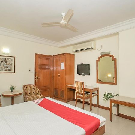 Oyo 579 Hotel Aab Bengaluru Kültér fotó