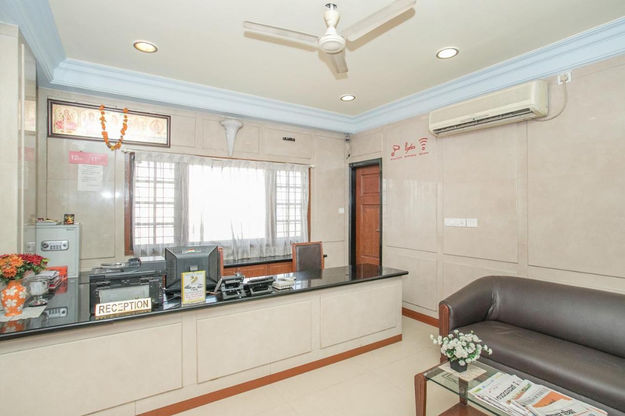 Oyo 579 Hotel Aab Bengaluru Kültér fotó