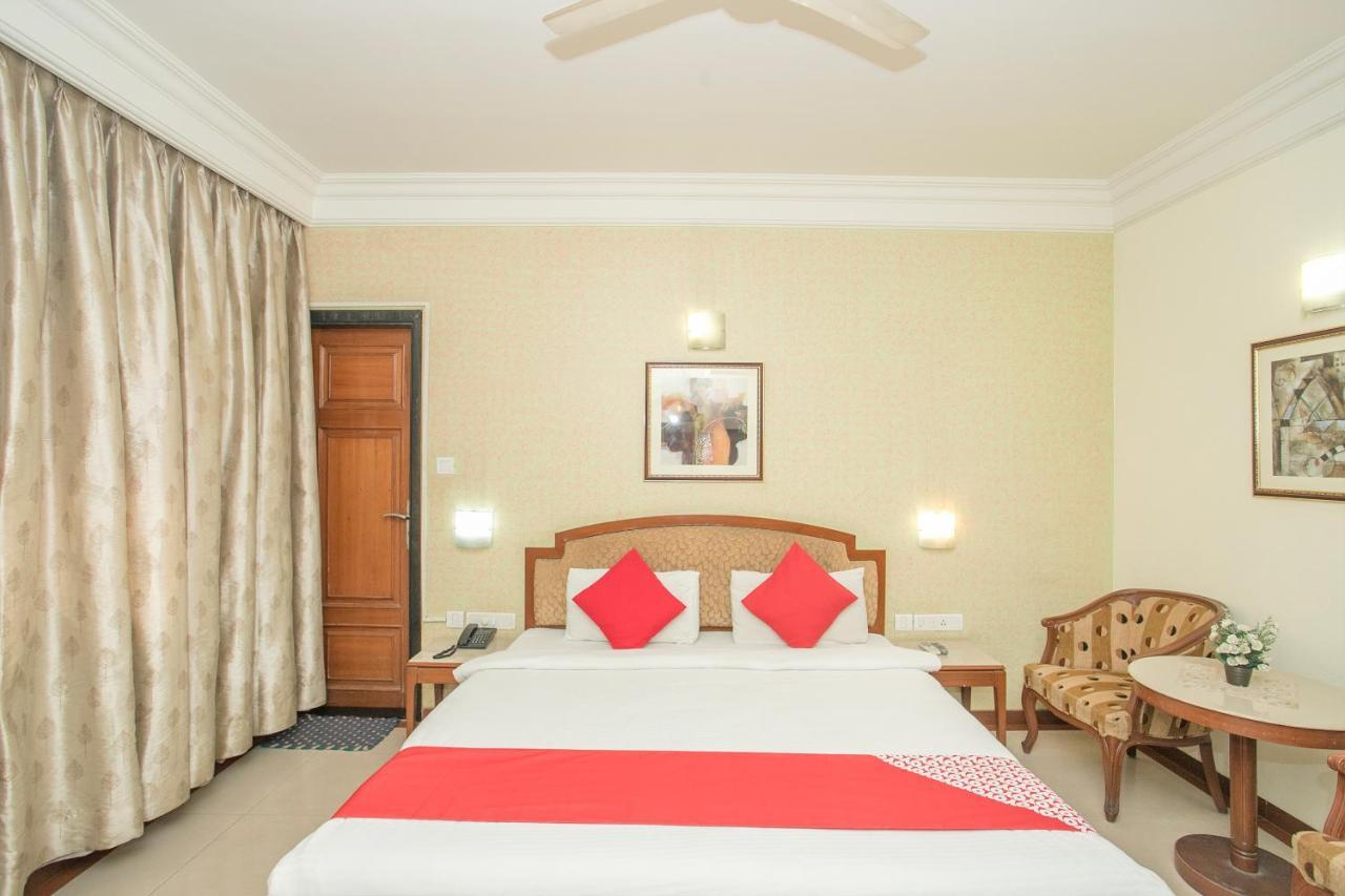 Oyo 579 Hotel Aab Bengaluru Kültér fotó