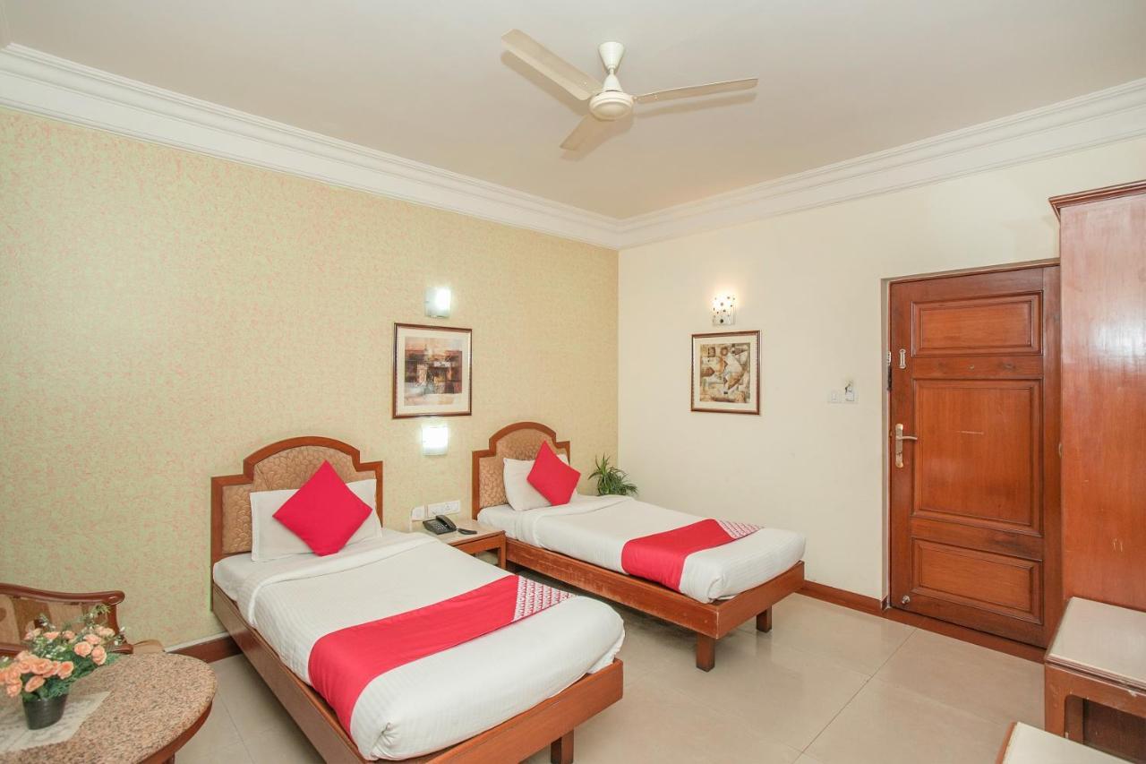 Oyo 579 Hotel Aab Bengaluru Kültér fotó