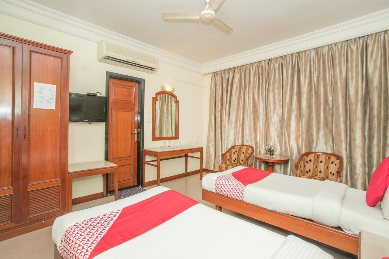 Oyo 579 Hotel Aab Bengaluru Kültér fotó