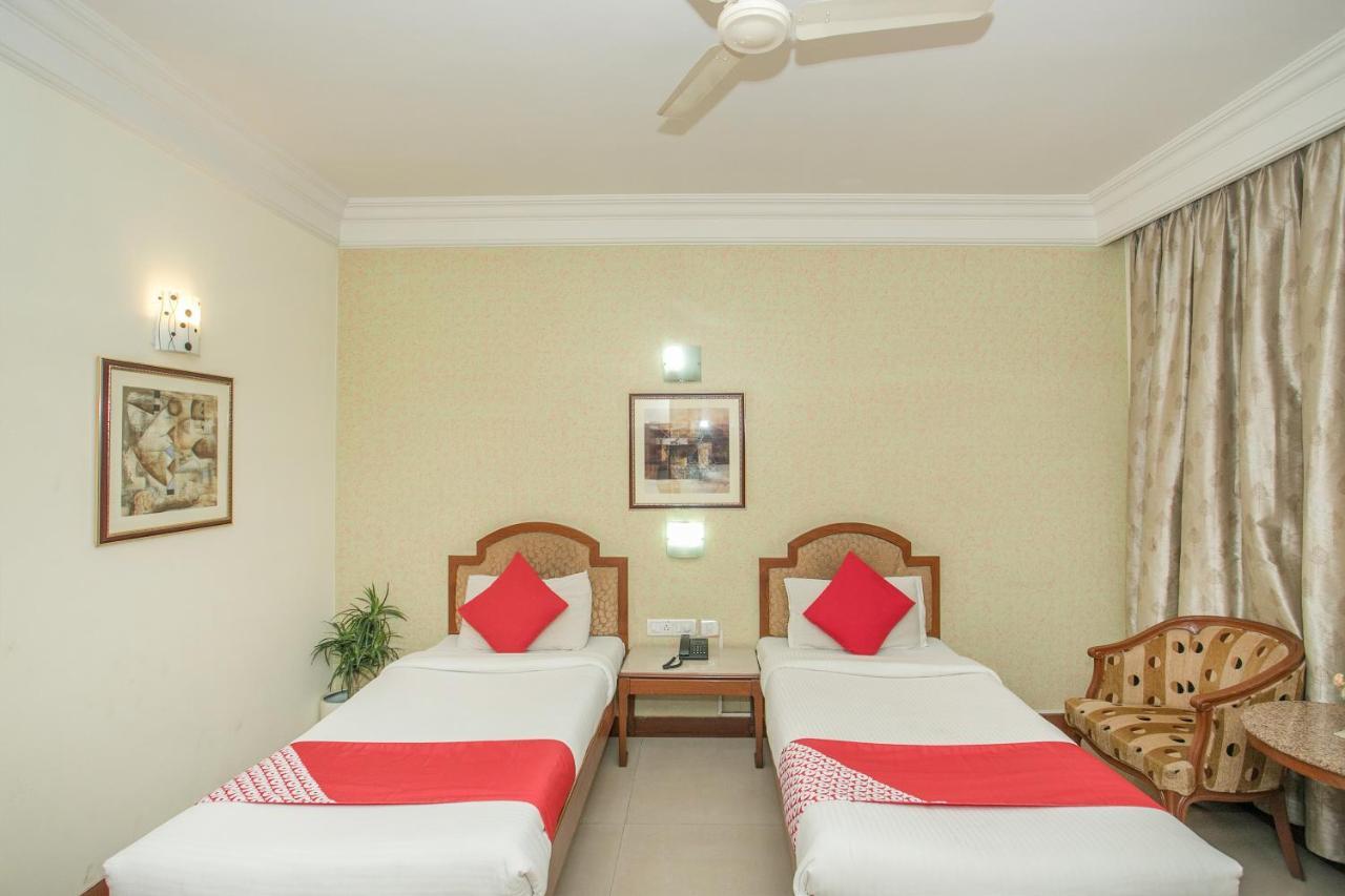 Oyo 579 Hotel Aab Bengaluru Kültér fotó