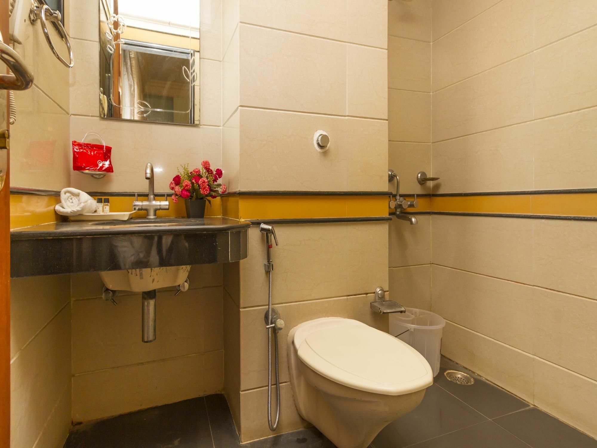 Oyo 579 Hotel Aab Bengaluru Kültér fotó