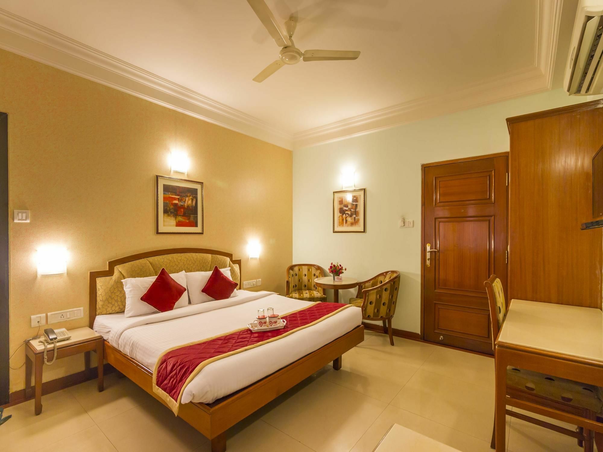 Oyo 579 Hotel Aab Bengaluru Kültér fotó